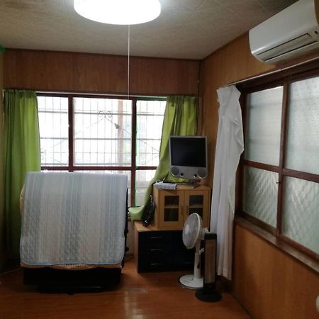 Koza Share House Hotel Okinawa Esterno foto